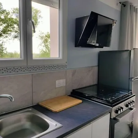 L'atypique, Gite Independant Avec Jacuzzi * Lolif