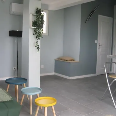 L'atypique, Gite Independant Avec Jacuzzi Holiday home *