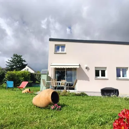 Casa de Férias L'atypique, Gite Independant Avec Jacuzzi